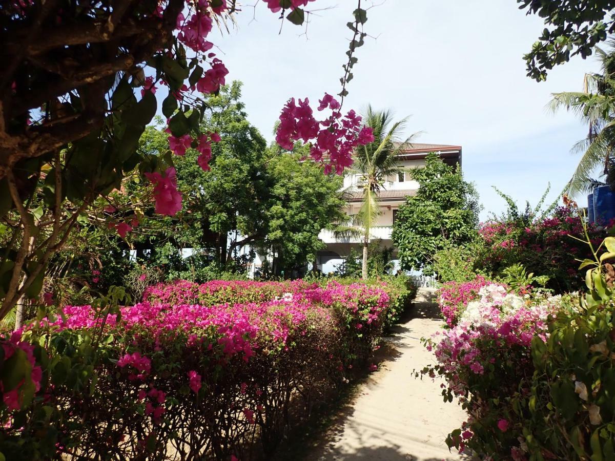 Nost Cottages Lapu-Lapu City Luaran gambar